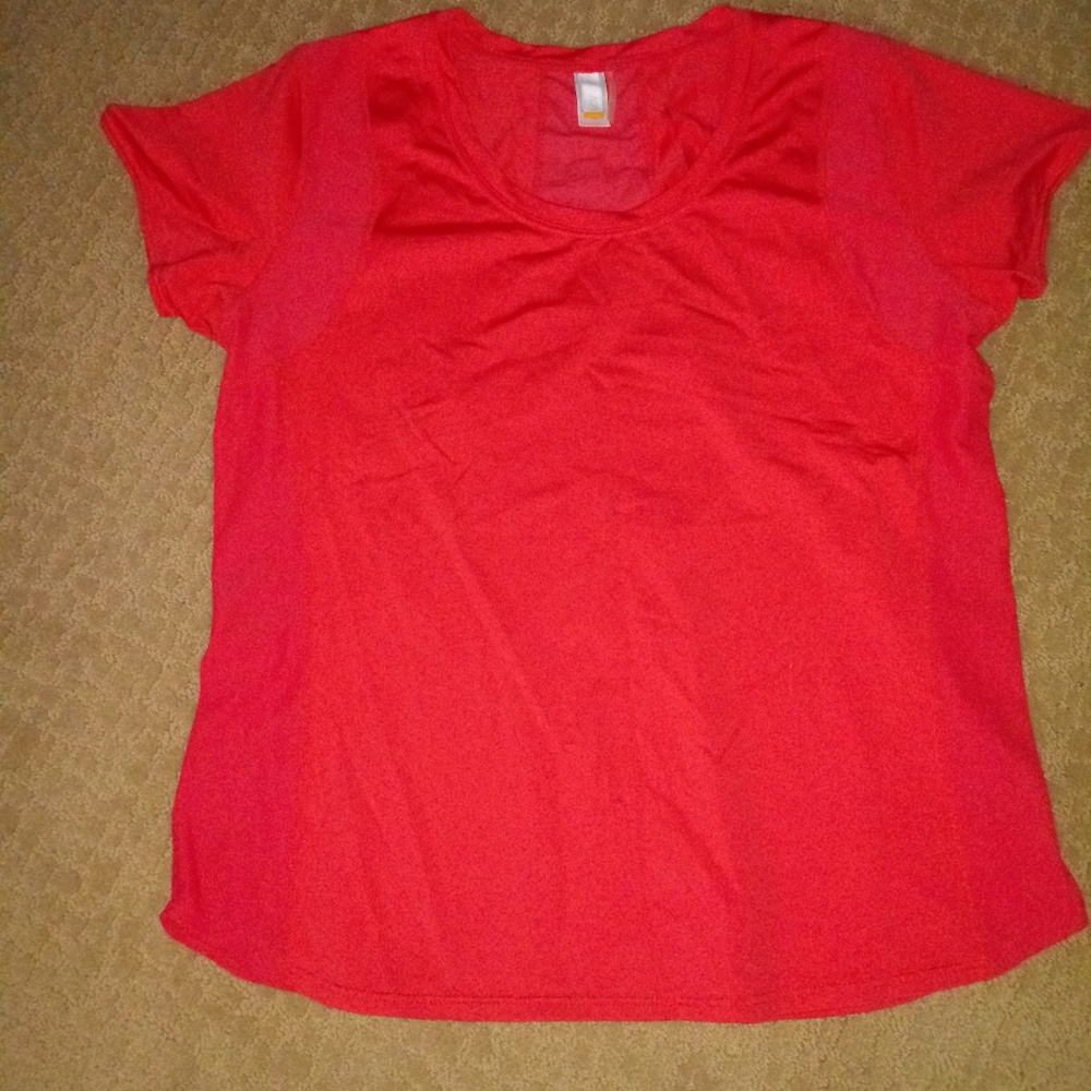 Lucy workout shirt